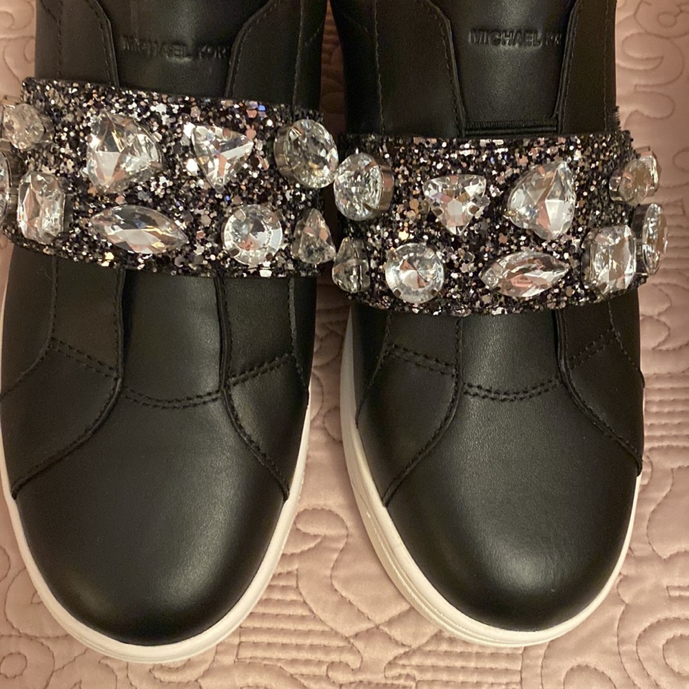 Michael Kors Kenna Leather Studded Sneakers Size 9.5 - Picture 3 of 8